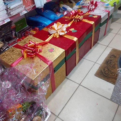 christmas hampers 2023