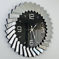 Affordable wall clocks in Lagos