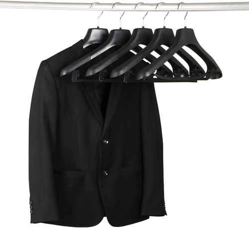 wide shoulder suit hanger