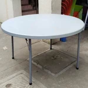 Round Banquet Table Hire