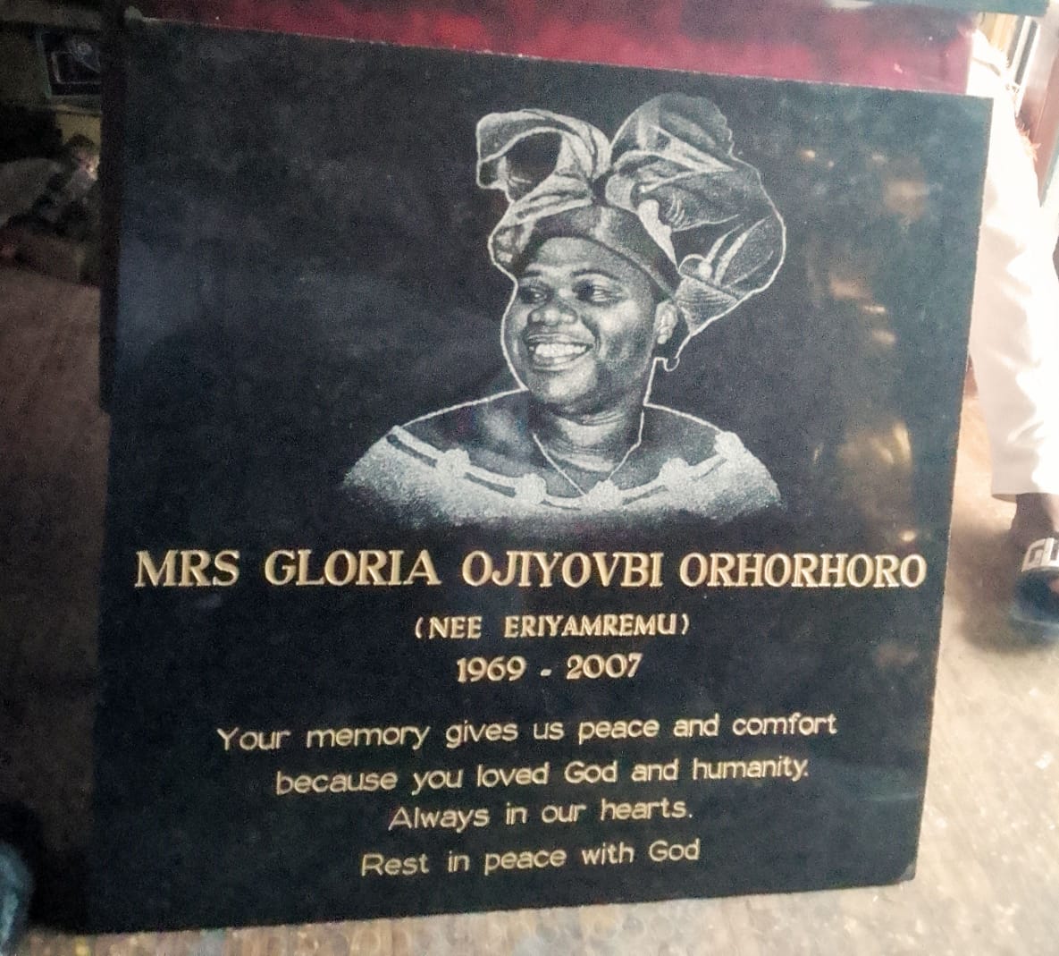 granite headstone makers lagos