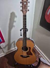 Guitar rental