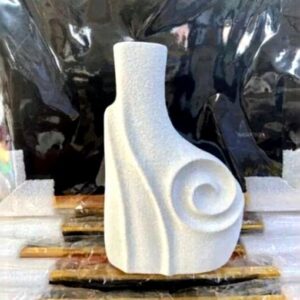 unique vases vendor in Lagos, Nigeria