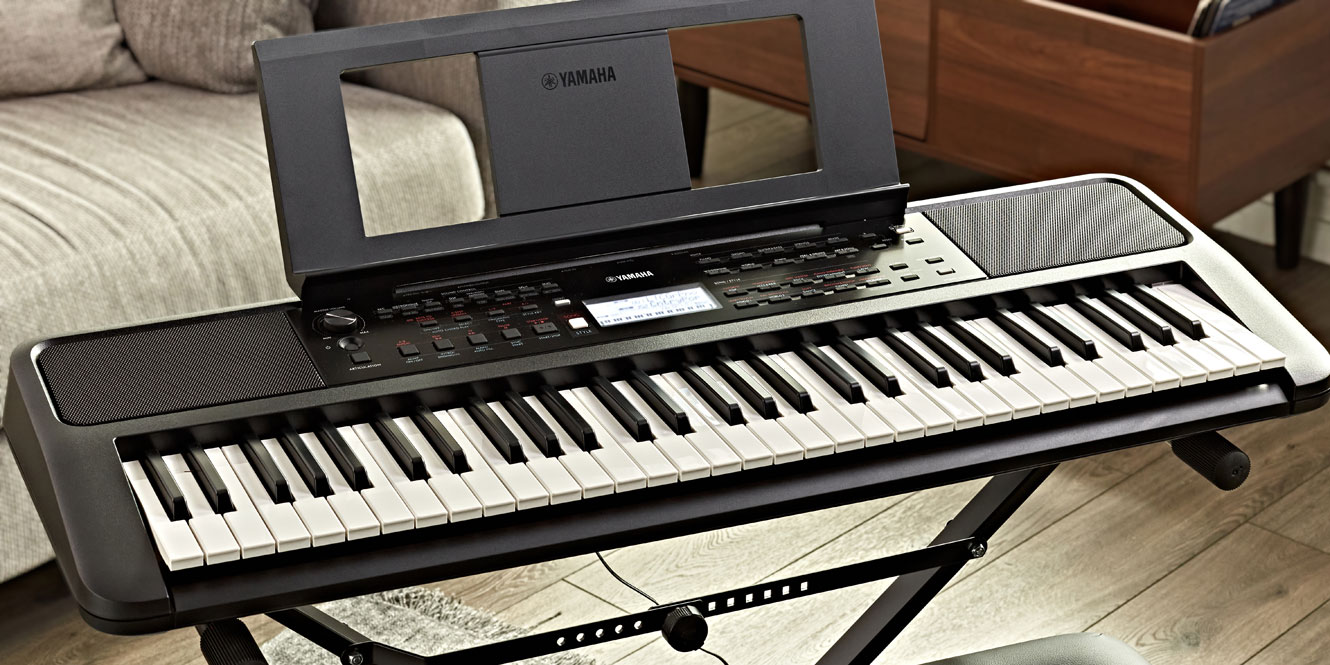 Yamaha PSR E383