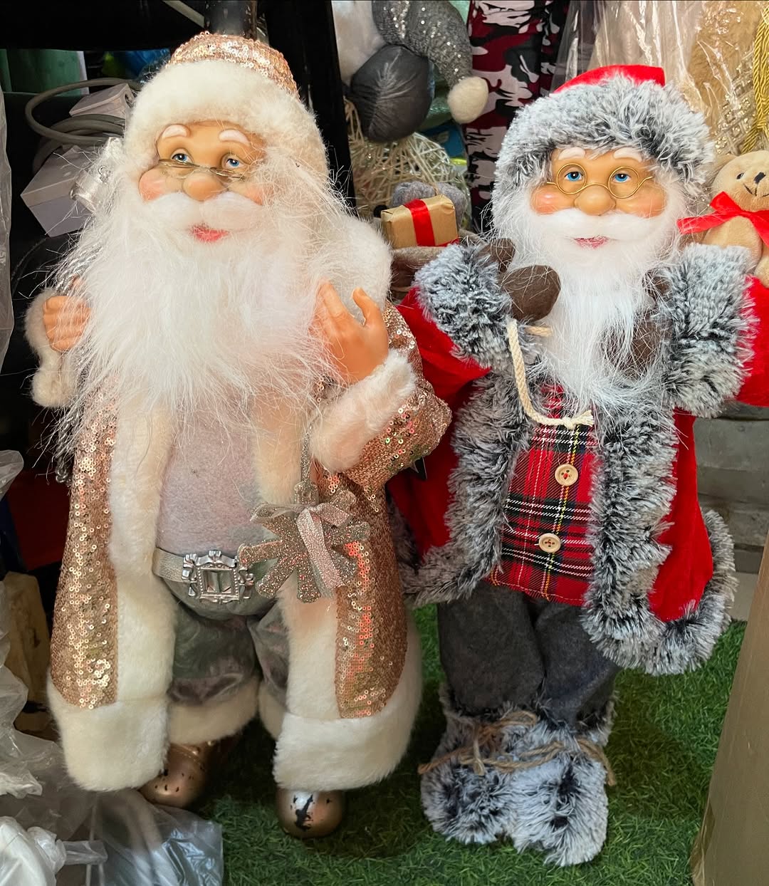 Ornament vendors in Lagos