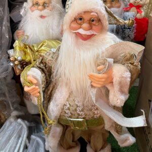 Ornament vendors in Lagos